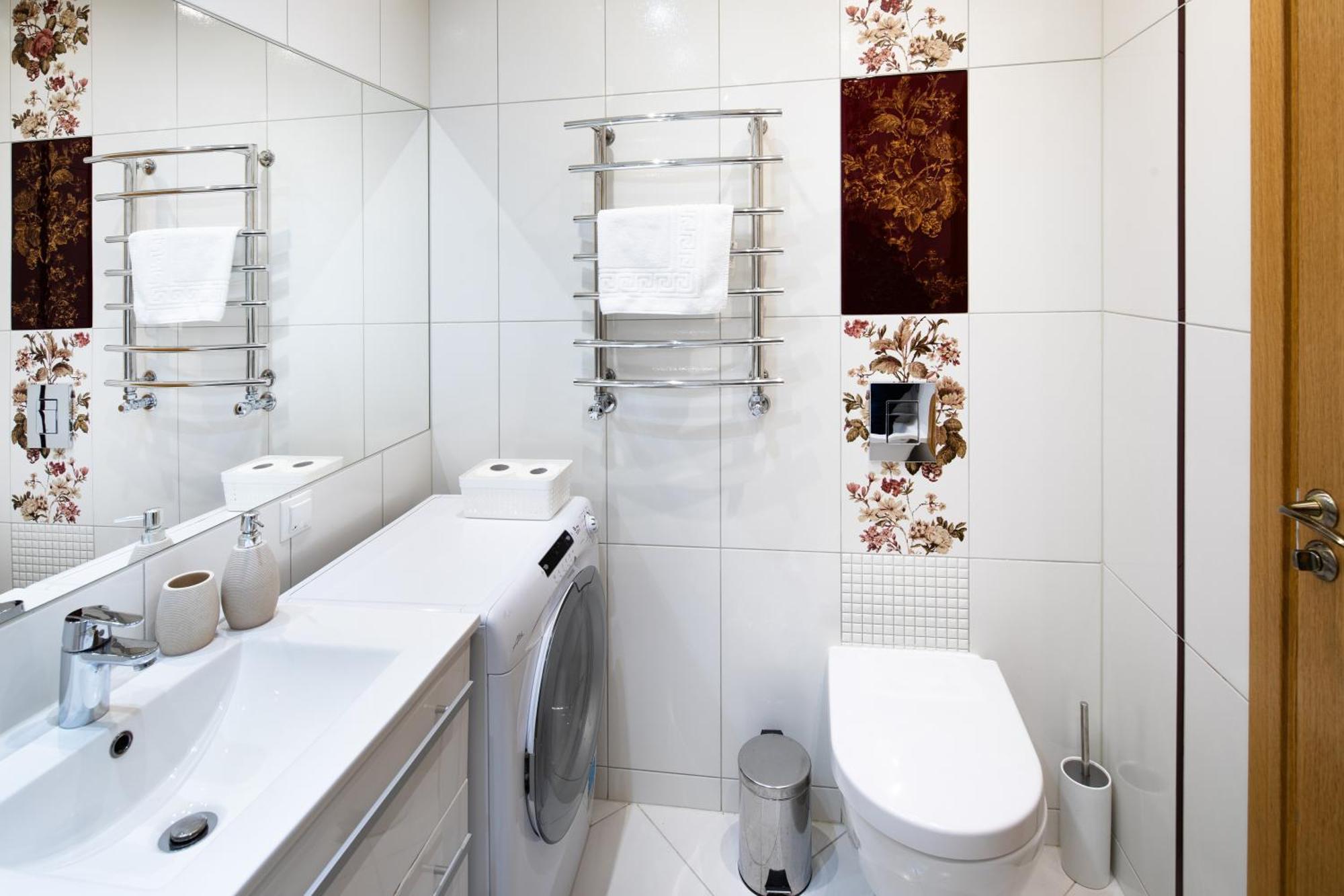 Riga Embassy Center Apartment With Parking ภายนอก รูปภาพ