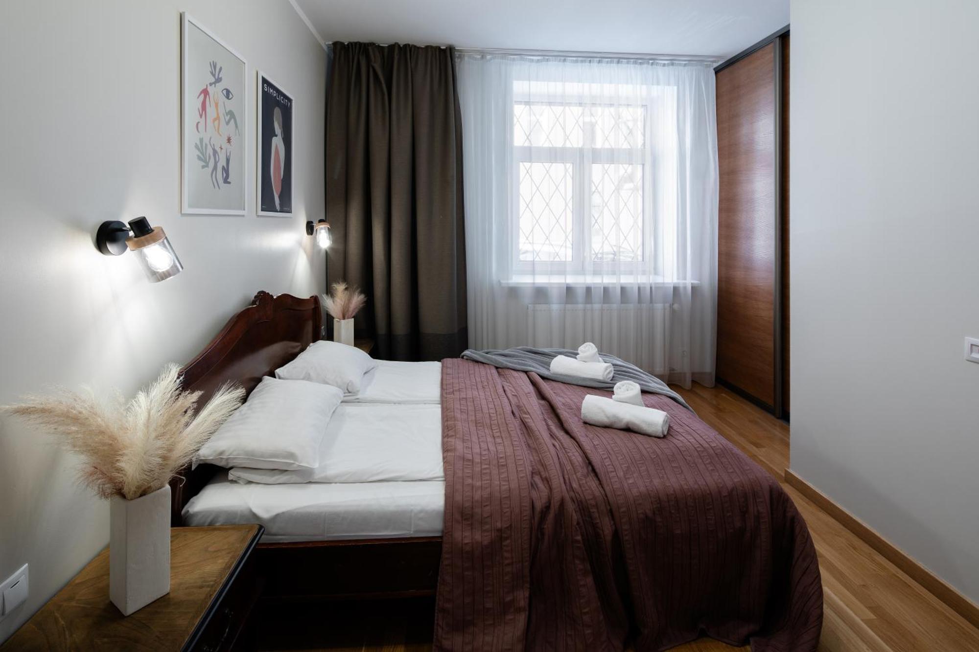 Riga Embassy Center Apartment With Parking ภายนอก รูปภาพ